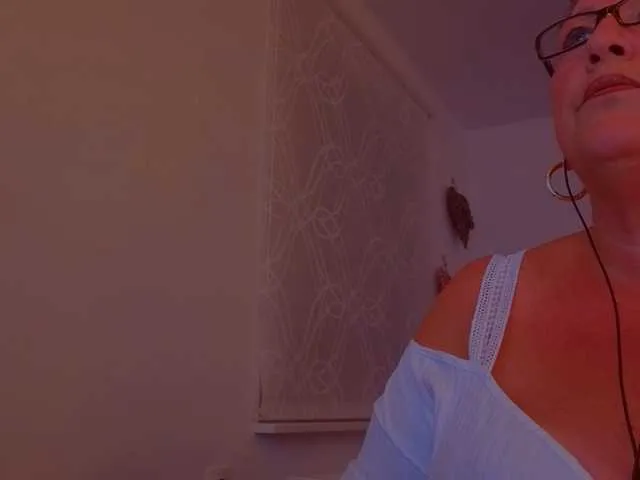 licky_lu – webcam model profile photo Image 14