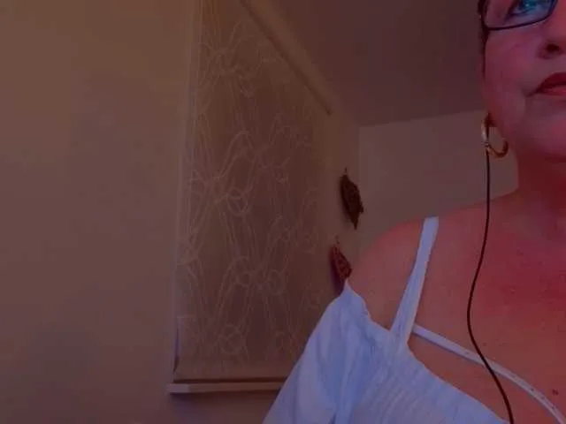 licky_lu – webcam model profile photo Image 8