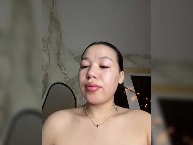 GiaHarts – webcam model profile photo Image 2