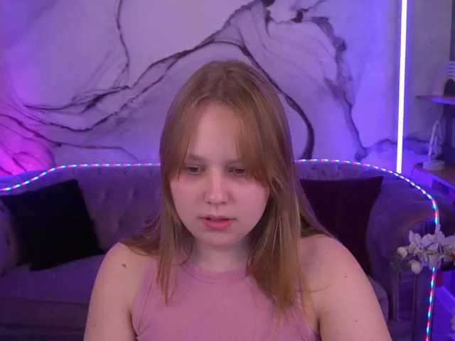 xDinnax – webcam model profile photo Image 13