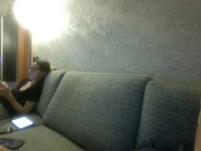 cucciolone761 – webcam model profile photo