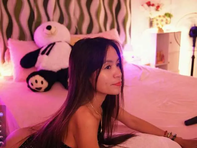 AdaNash – webcam model profile photo Image 4