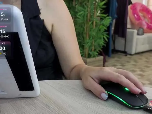 Gerda-and-Kai – webcam model profile photo Image 7