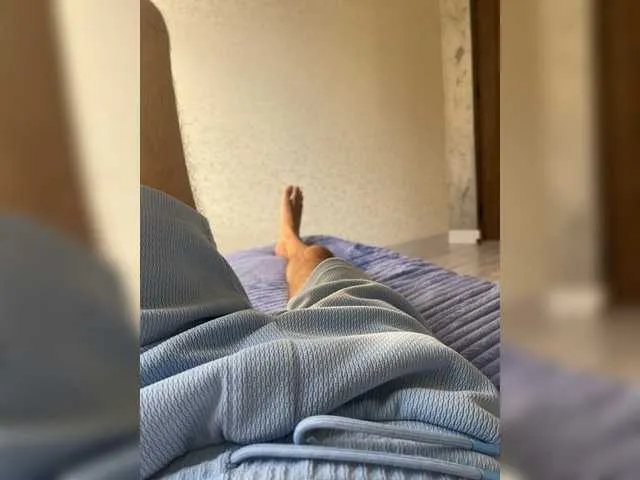 KaiaLoren – webcam model profile photo Image 4