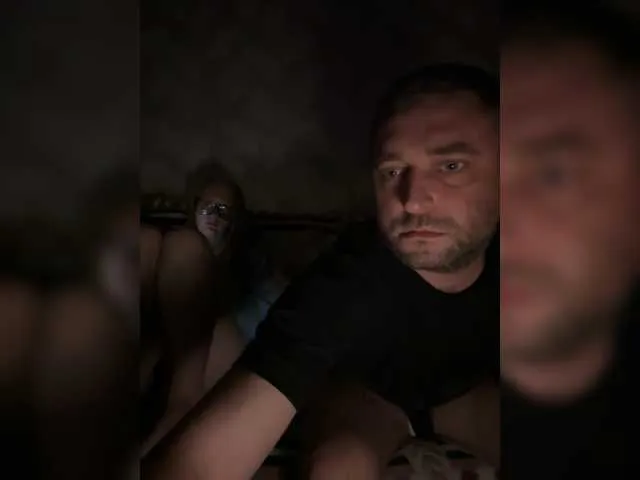 Dasha – webcam model profile photo Image 4