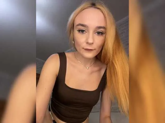 MinniMia – webcam model profile photo Image 18