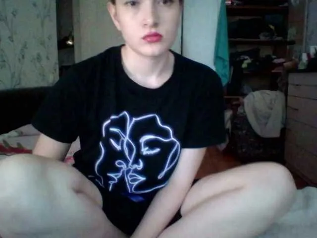 Meghan – webcam model profile photo Image 5