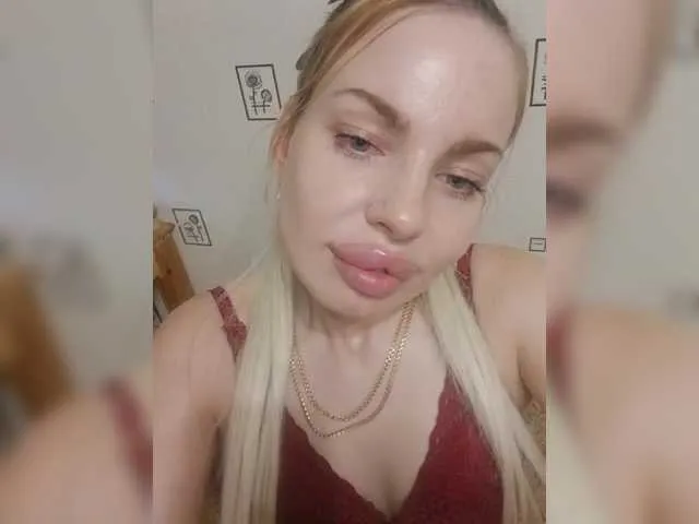 Nova-Lee – webcam model profile photo Image 2