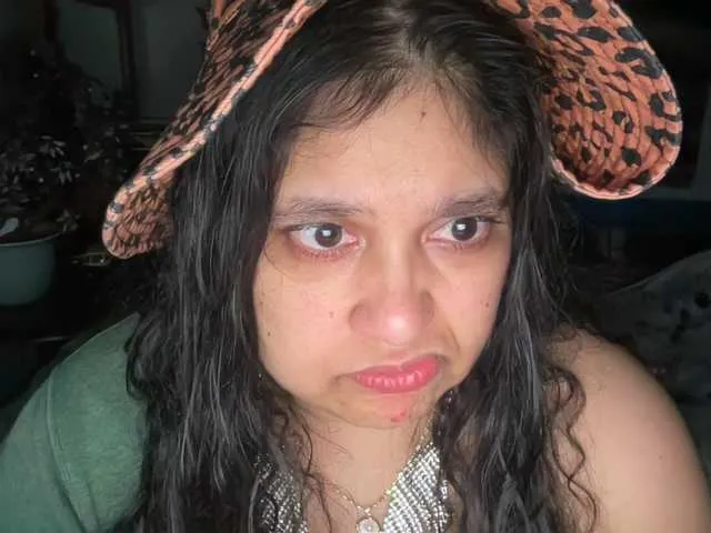 DUMBHOEMELANIE Image 3