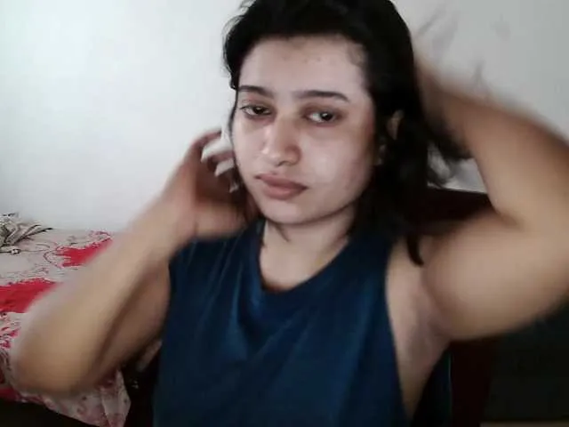 JuneHeart – webcam model profile photo Image 10