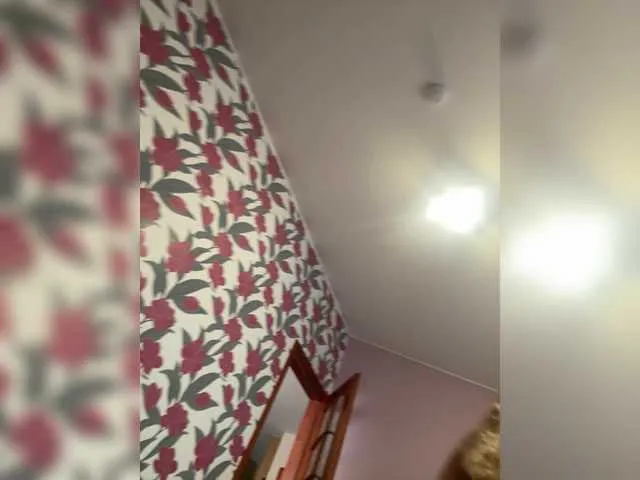 Melissa_cum – webcam model profile photo Image 3