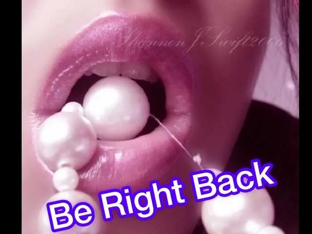 IngridMuller – webcam model profile photo Image 9