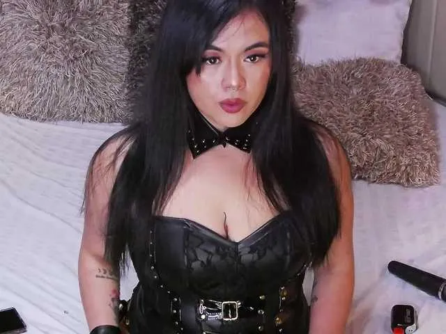 OIivia – webcam model profile photo Image 7