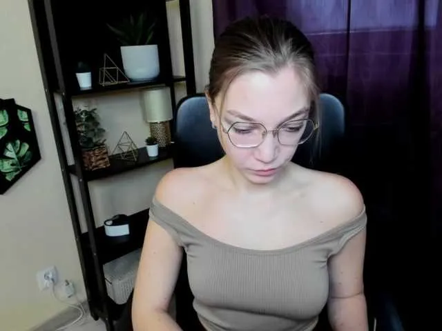 EmillyExtasy Image 4