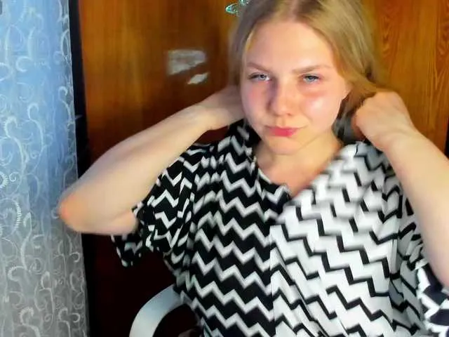 Emma-Frizea Image 15