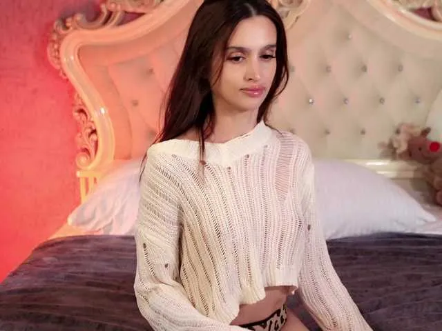 QoMeioQ – webcam model profile photo Image 6