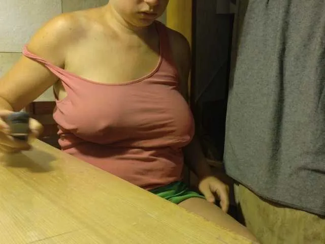 Adara – webcam model profile photo Image 18