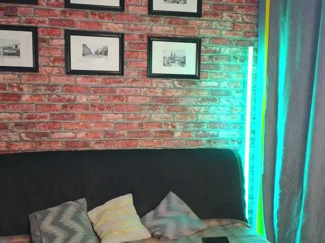 YasmienAtos – webcam model profile photo Image 16