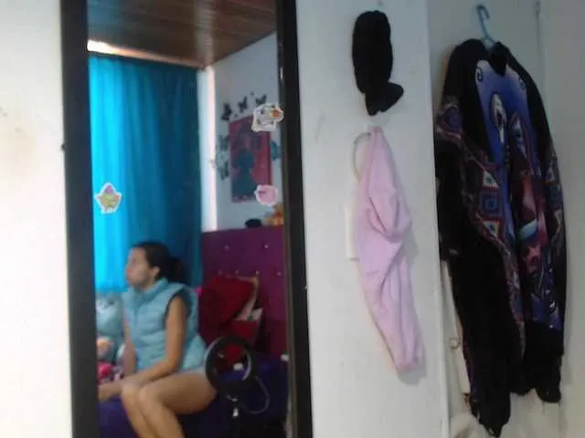 IvettePrice – webcam model profile photo Image 4