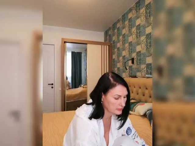 YasmienAtos – webcam model profile photo Image 8