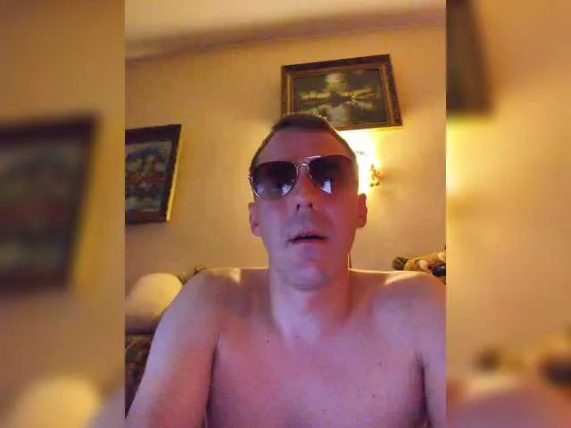 SamanthaHarvey – webcam model profile photo Image 4