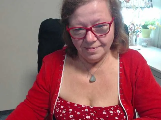 YasmienAtos – webcam model profile photo Image 16