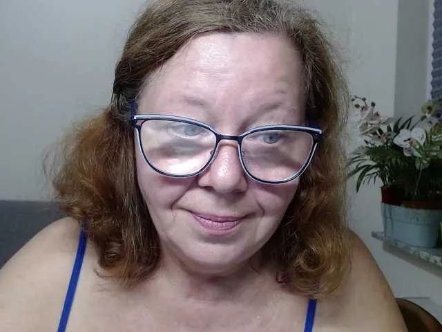 YasmienAtos – webcam model profile photo Image 17