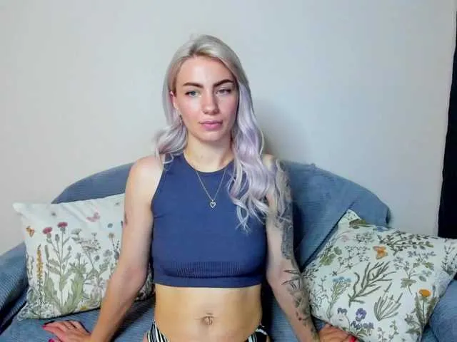 oh_nina – webcam model profile photo Image 6