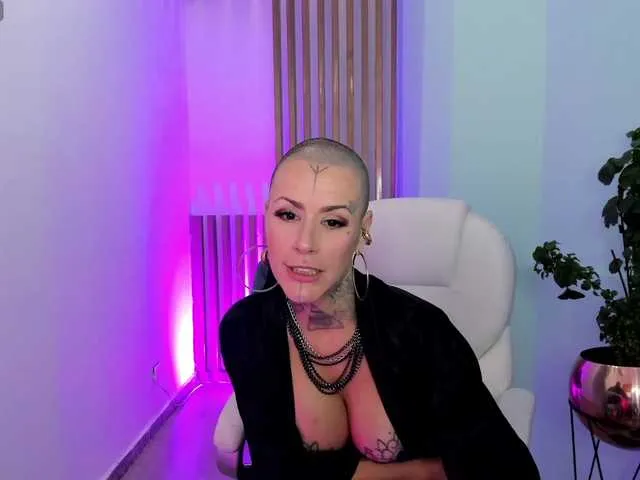 GinebraFox – webcam model profile photo