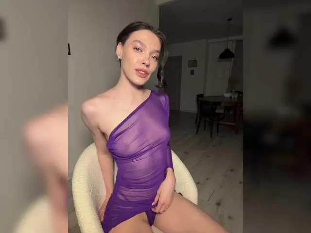 GlamModelHoney Image 14