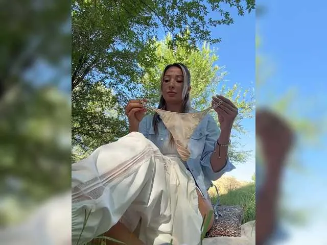 Great-Karina Image 19
