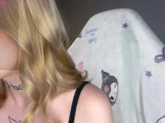 Hanna-CryBaby Image 9