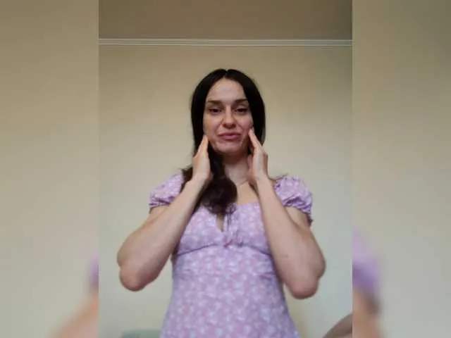 ClarissaStar – webcam model profile photo Image 2