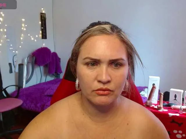 helenca1980 – webcam model profile photo