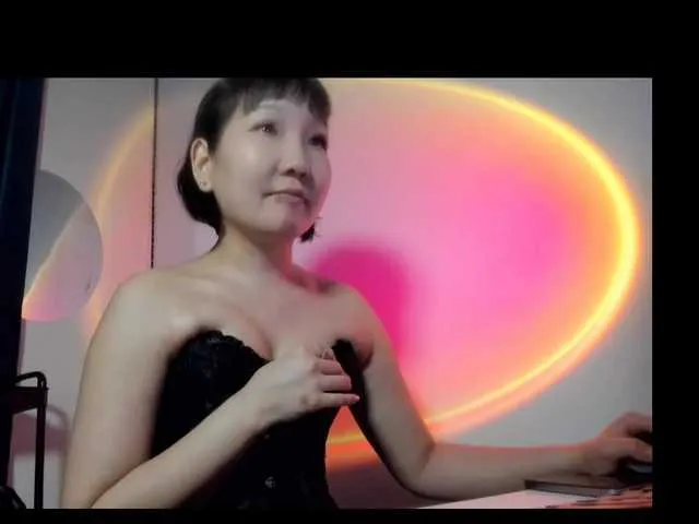 EstherMarlow – webcam model profile photo Image 19