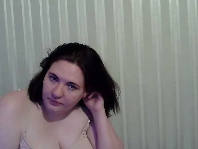 Dolce – webcam model profile photo Image 18