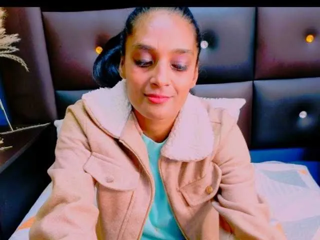 Scarlett – webcam model profile photo Image 17