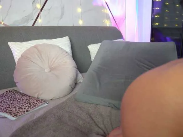 JayJayPink Image 6