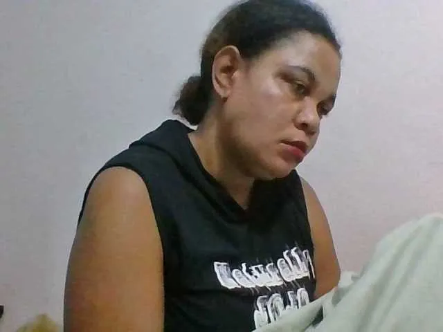 Sandhya_77 – webcam model profile photo Image 13