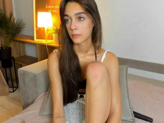 AndreaKalo – webcam model profile photo Image 7