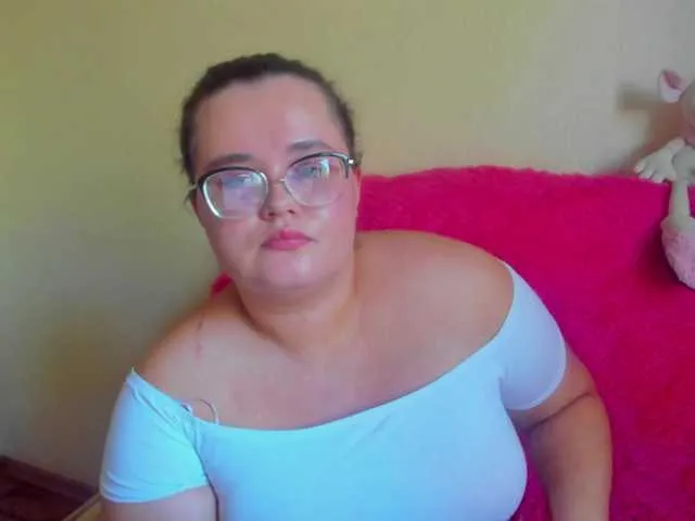 ParisSaintGermain – webcam model profile photo Image 16