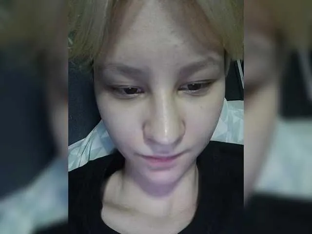 YasmienAtos – webcam model profile photo Image 7