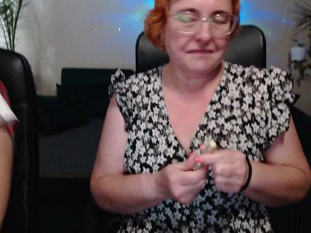 MissGrotesk – webcam model profile photo Image 19