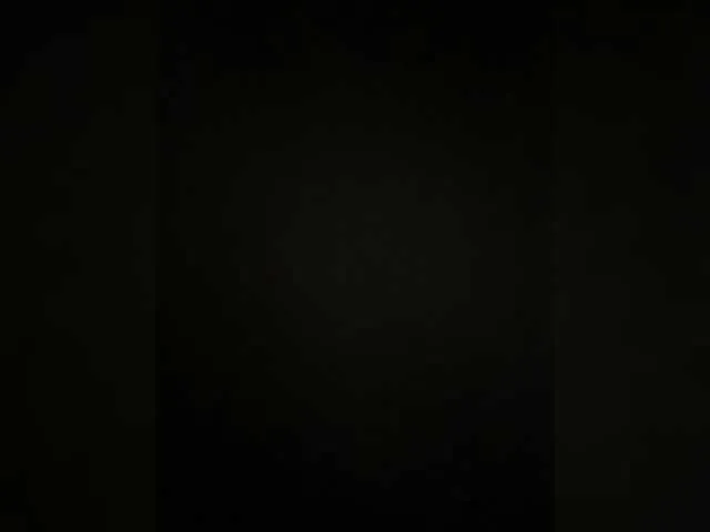 mc-Olivia – webcam model profile photo Image 9