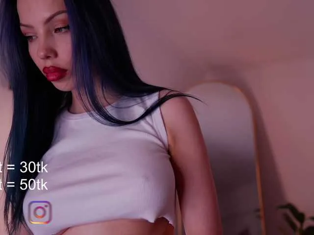 AmaraBosch – webcam model profile photo Image 6