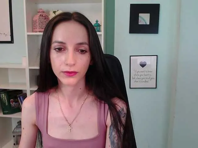 YasmienAtos – webcam model profile photo Image 11