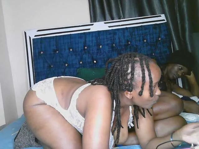 GwenAir – webcam model profile photo Image 15