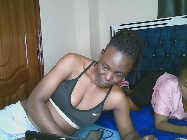 GwenAir – webcam model profile photo Image 9