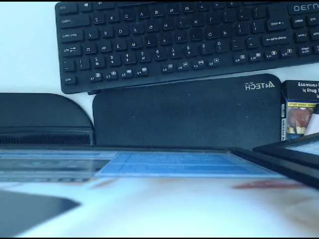 Ananyasingh47 – webcam model profile photo Image 12