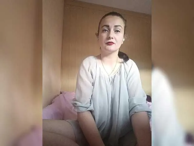 GracieCarter – webcam model profile photo Image 9